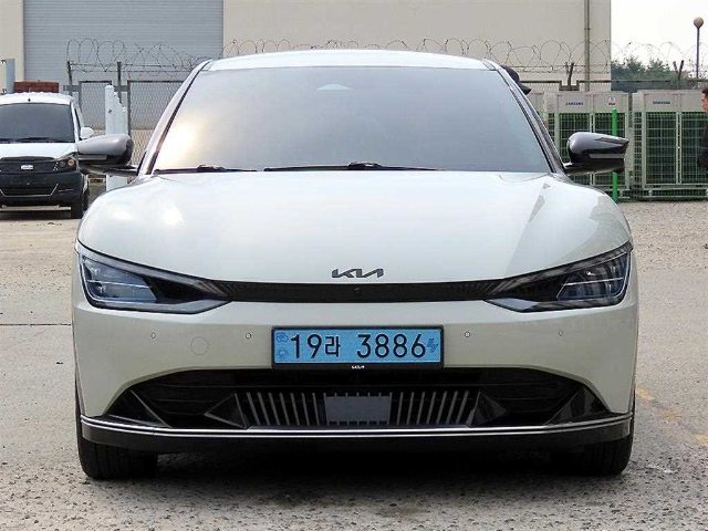 2023 Kia EV6 롱레인지 어스