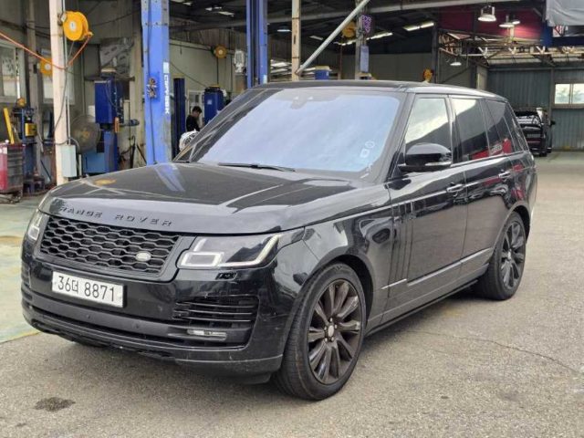 2018 Land Rover Range Rover 4세대 4.4 SDV8 VOGUE SE 디젤
