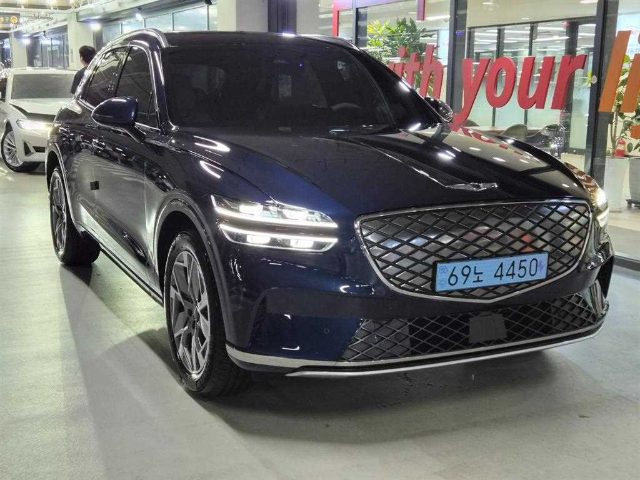 2022 Genesis GV70 e-AWD