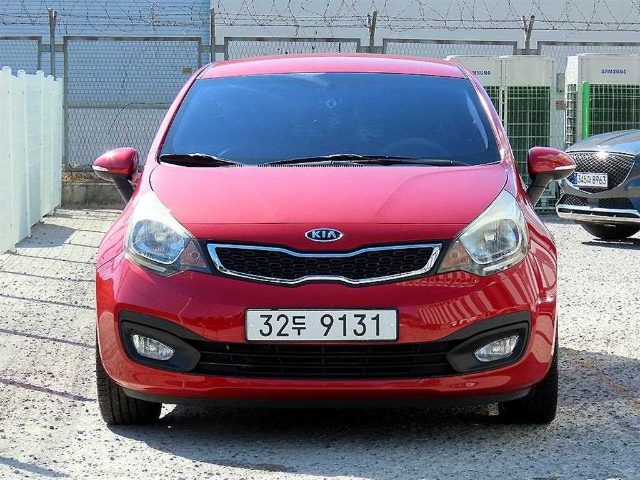 2012 Kia Pride 4DR 1.6GDI 프레스티지