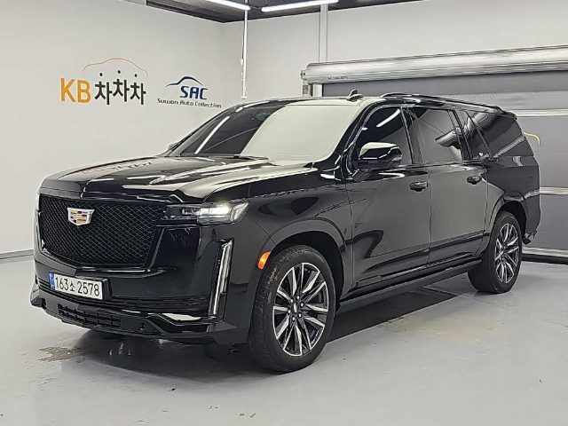2022 Cadillac Escalade 5세대 6.2 ESV 스포츠 플래티넘