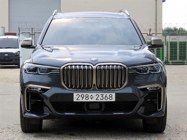 2020 BMW X7 (G07) M50d 6인승