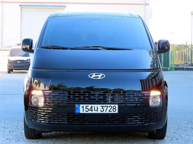 2022 Hyundai Staria 4WD 디젤 투어러 모던 9인승