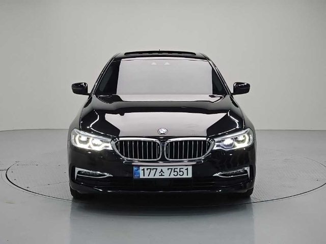 2020 BMW 5 Series (G30) 520d 럭셔리 플러스