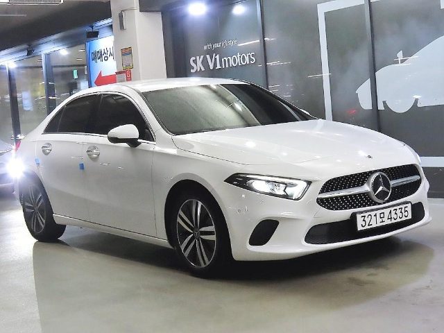 2021 Mercedes-Benz A-Class W177 A200d 세단