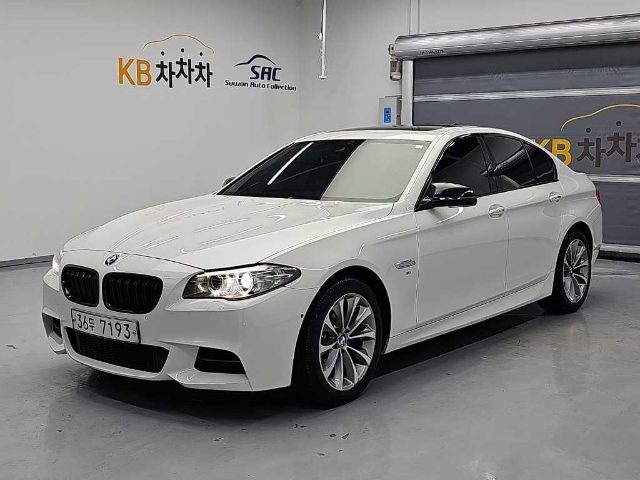 2016 BMW 5 Series (F10) 528i M 에어로 다이나믹