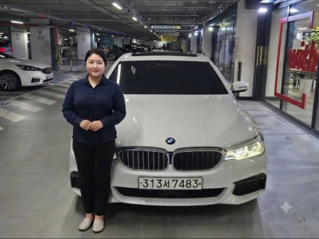 2020 BMW 5 Series (G30) 530e M 스포츠
