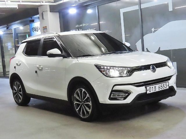 2018 KG Mobility Tivoli 2WD 가솔린 기어 에디션