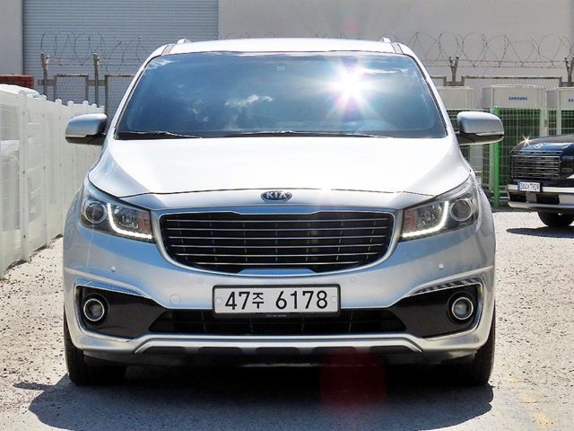 2017 Kia Carnival 디젤 9인승 프레스티지