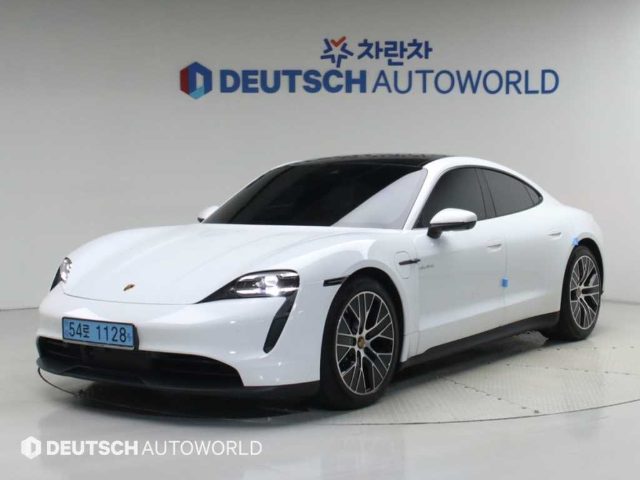 2024 Porsche Taycan 베이스
