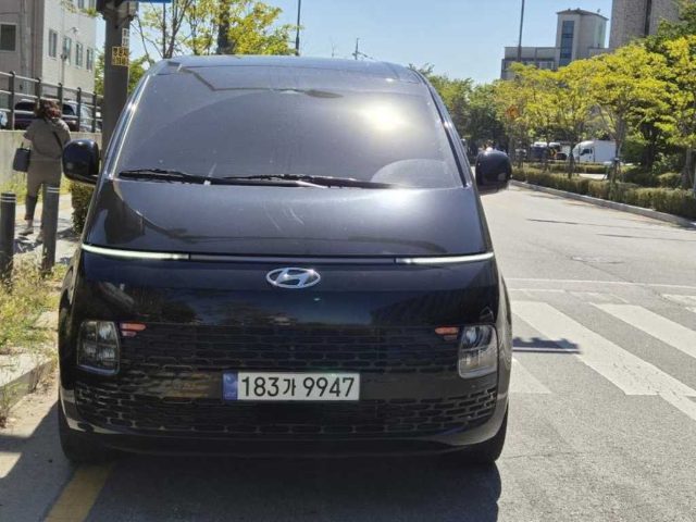 2023 Hyundai Staria LPG 투어러 모던 9인승
