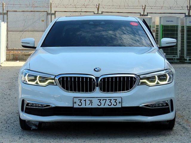2018 BMW 5 Series (G30) 520d M 스포츠 플러스