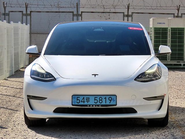 2022 Tesla Model 3 롱 레인지