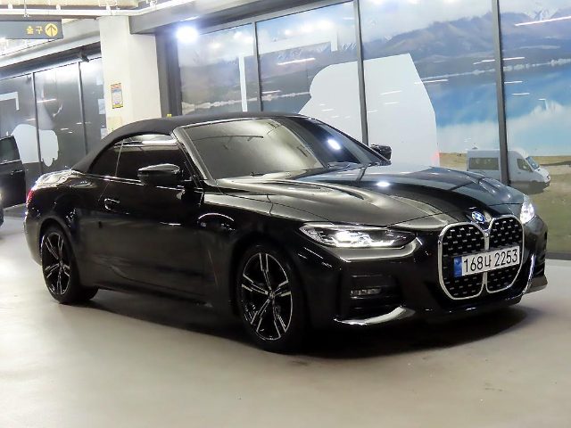 2022 BMW 4 Series (G22) 420i 컨버터블 M 스포츠