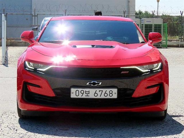 2019 Chevrolet Camaro 6.2 V8 볼케이노 레드