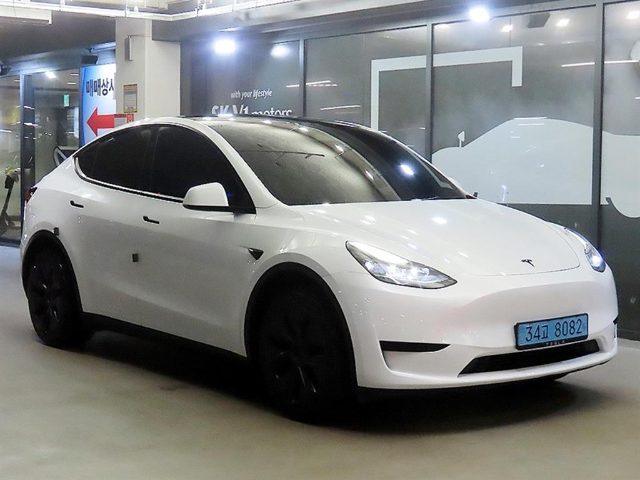 2024 Tesla Model Y RWD