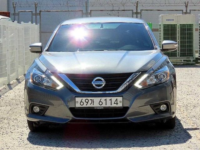 2018 Nissan Altima 2.5 스마트