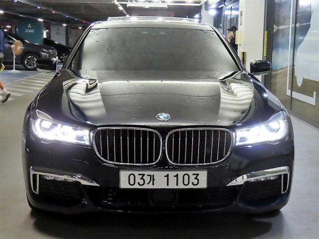 2018 BMW 7 Series (G11) 740Li xDrive M SPORT