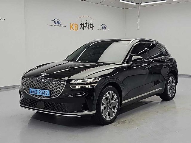 2022 Genesis GV70 e-AWD