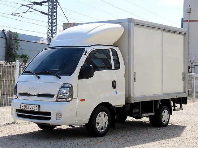 2022 Kia Bongo 3 1.0톤/킹캡/초장축/표준형 (싱글컴프) 냉장탑
