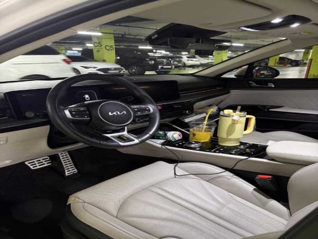 2024 Kia K5 3세대 2.0 시그니처