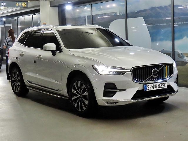 2023 Volvo XC60 (2세대) B6 AWD 얼티메이트 브라이트