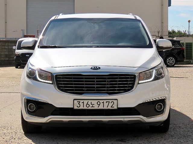2018 Kia Carnival 디젤 9인승 럭셔리