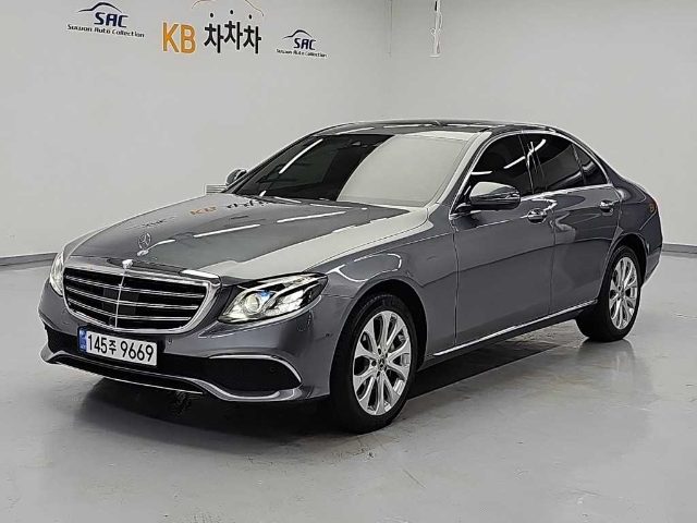 2020 Mercedes-Benz E-Class W213 E300 4MATIC 익스클루시브