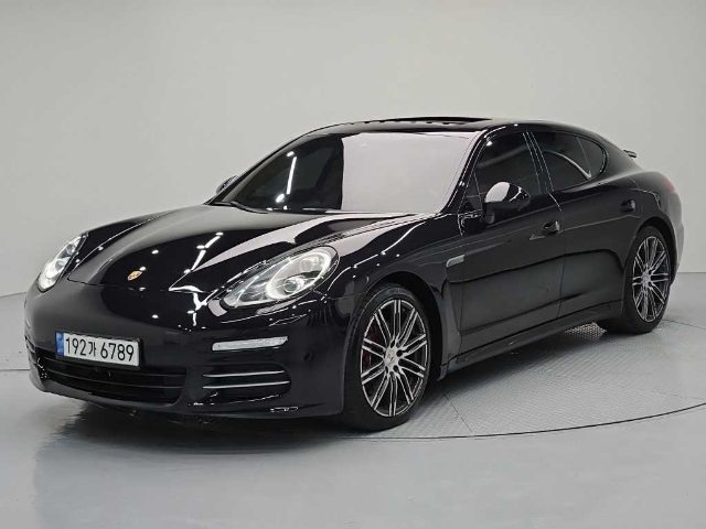 2016 Porsche Panamera 3.6 AWD