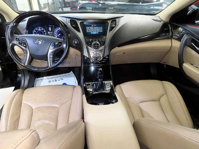 2012 Hyundai Grandeur HG HG240 LUXURY