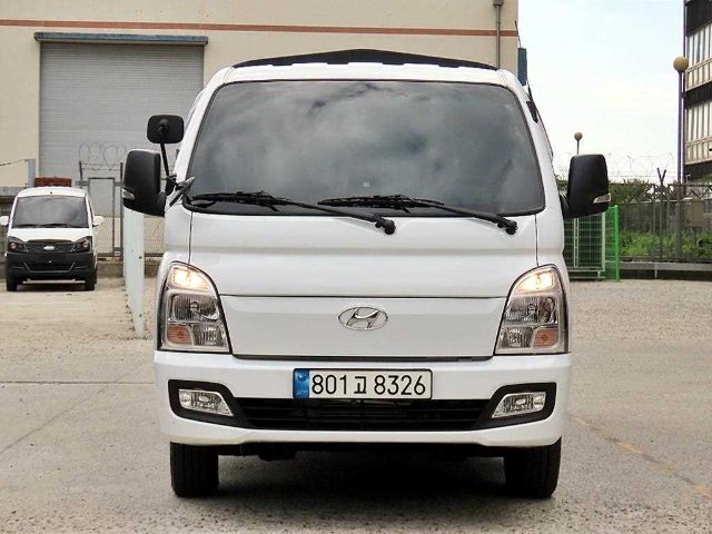 2022 Hyundai Porter 1.0톤/더블캡/초장축/ (CRDi) 모던 카고