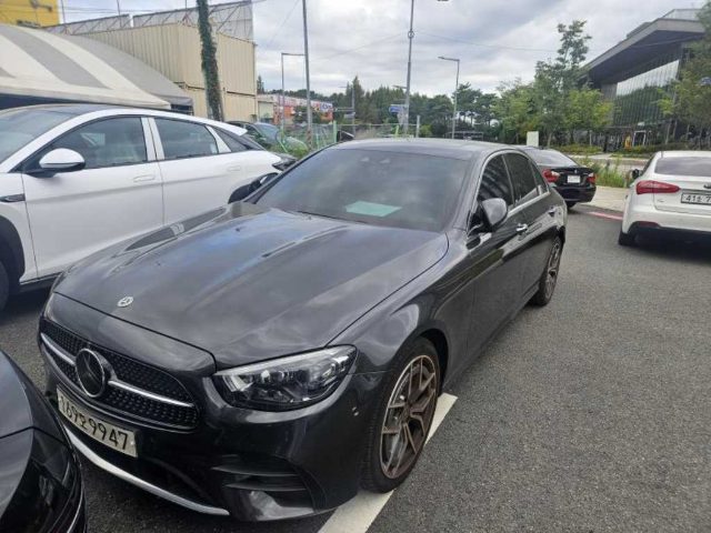2022 Mercedes-Benz E-Class W213 E220d 4MATIC AMG라인