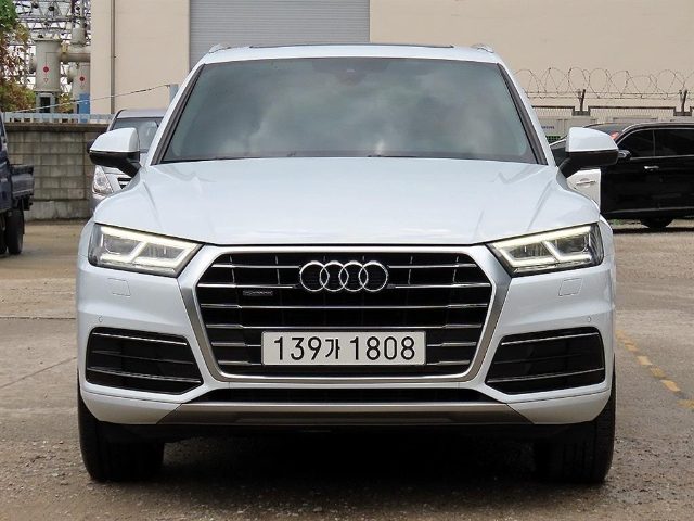 2020 Audi Q5 (FY) 45 TFSI 콰트로