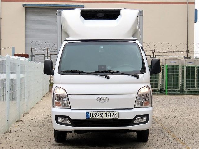 2023 Hyundai Porter 초장축 슈퍼캡 트윈 스마트 하이냉장탑