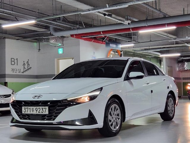 2022 Hyundai Avante (CN7) 1.6 법인전용
