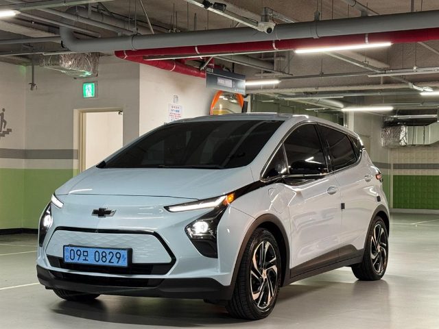 2022 Chevrolet Bolt EV EV 프리미어