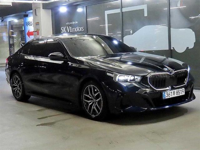 2026 BMW 5 Series (G60) 520i M 스포츠