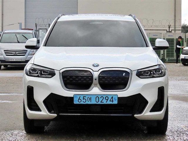 2022 BMW iX3 (G08) M 스포츠 기본형