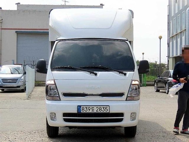 2024 Kia Bongo 3 (LPG2.5터보) 전동식/킹캡/초장축 GL 윙바디