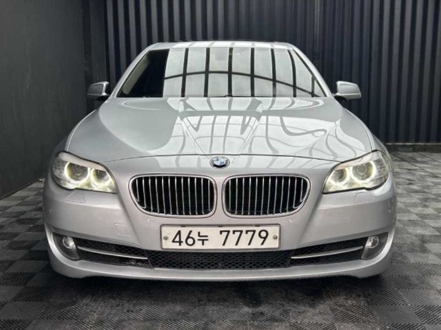 2013 BMW 5 Series (F10) 520d