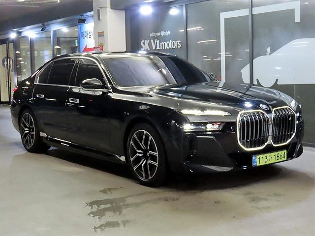 2025 BMW i7 eDrive 50 M 스포츠 리미티드