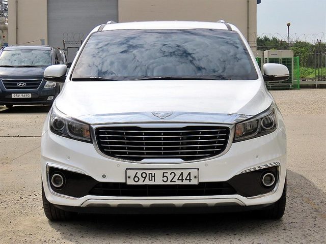 2014 Kia Carnival 디젤 9인승 프레스티지