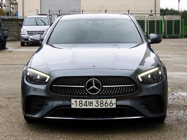 2020 Mercedes-Benz E-Class W213 E220d 4MATIC AMG라인