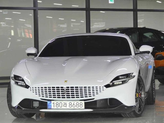 2021 Ferrari Roma 3.9