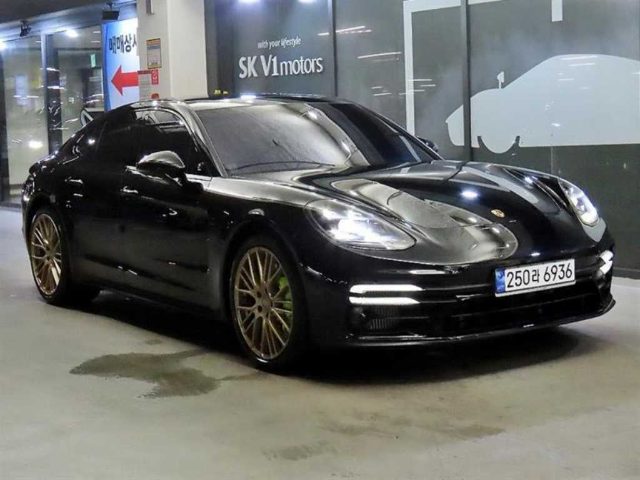 2023 Porsche Panamera (971) 2.9 4 E-HEV 플래티넘 에디션