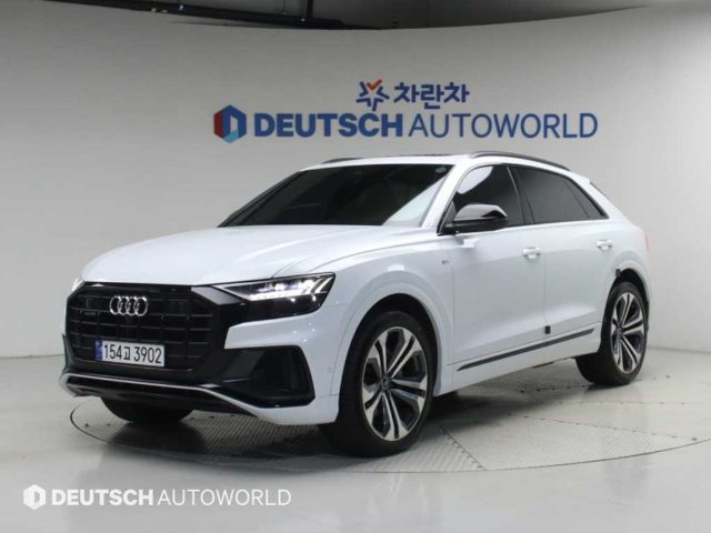 2023 Audi Q8 55 TFSI 콰트로 프리미엄
