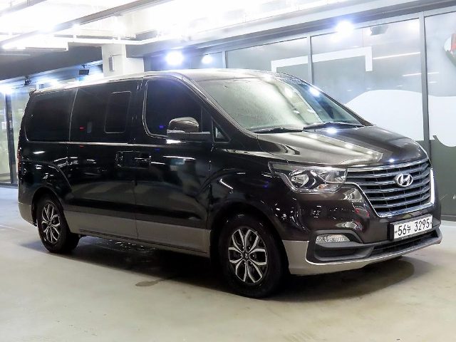 2018 Hyundai Starex 2WD 어반 9인승 프리미엄 스페셜