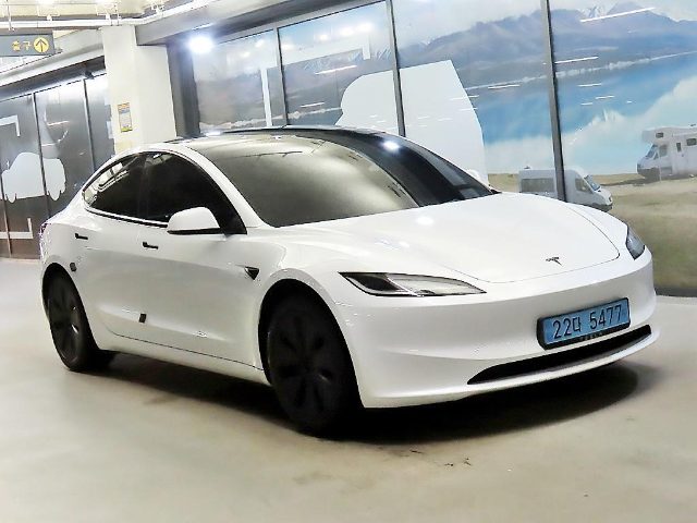2024 Tesla Model 3 롱 레인지