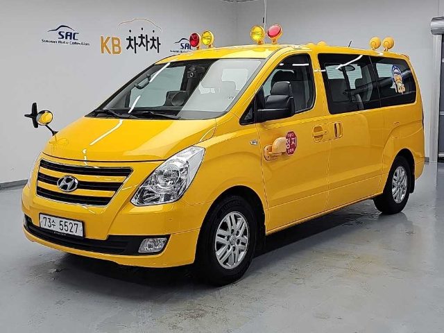 2016 Hyundai Starex 12인승 어린이 버스