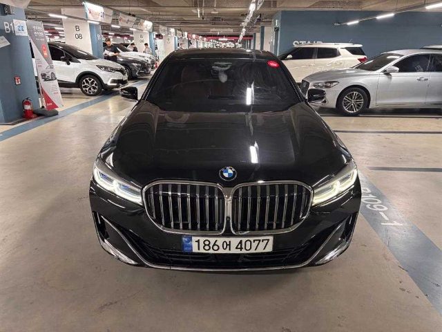 2022 BMW 7 Series (G11) 740Li xDrive 디자인 퓨어